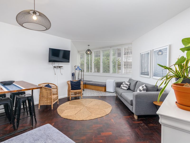 Charming Fully Furnished Studio Apartment For Rent on Beach Road - Photo 2