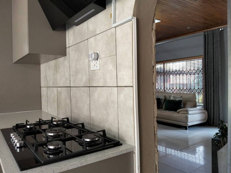 Perfectly Crafted for Family Living - Photo 7
