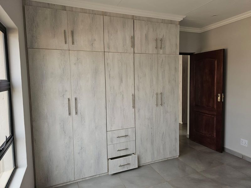 Spacious 2-Bedroom Flats — The Clarinet Estate, Hartbeespoort - Photo 10