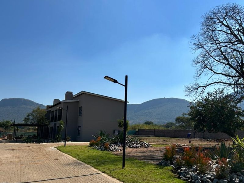 Spacious 2-Bedroom Flats — The Clarinet Estate, Hartbeespoort - Photo 2