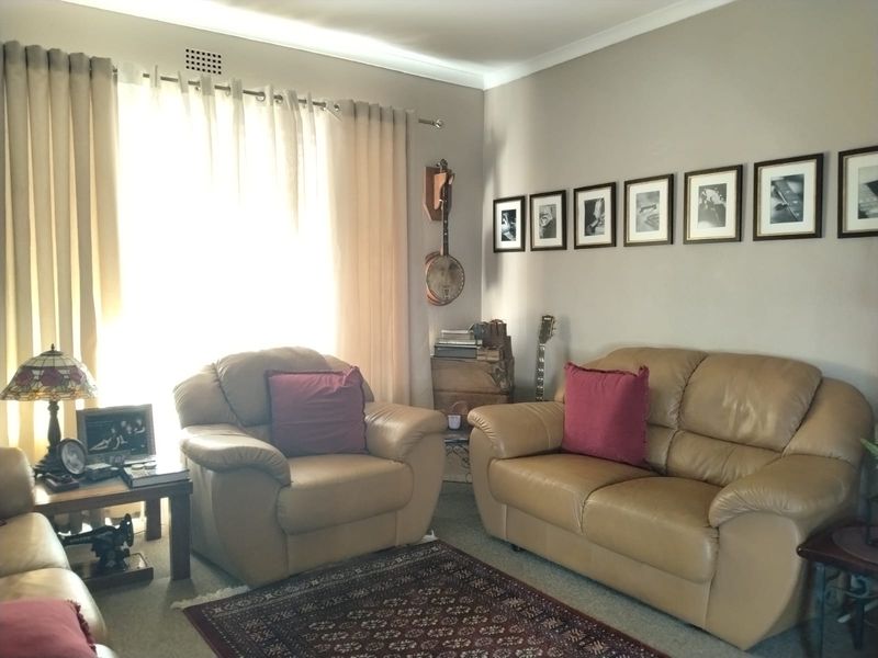 3 Bedroom House for sale in Sunair Park - Photo 9