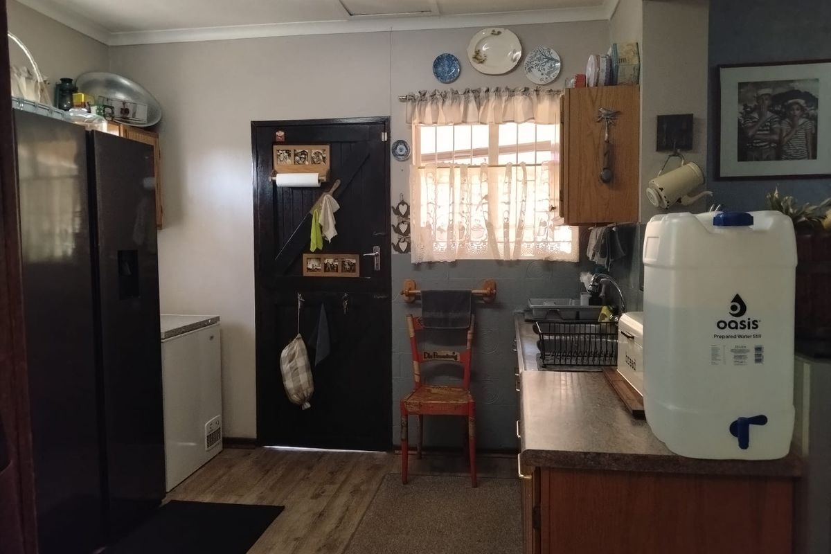 3 Bedroom House for sale in Sunair Park - Photo 5