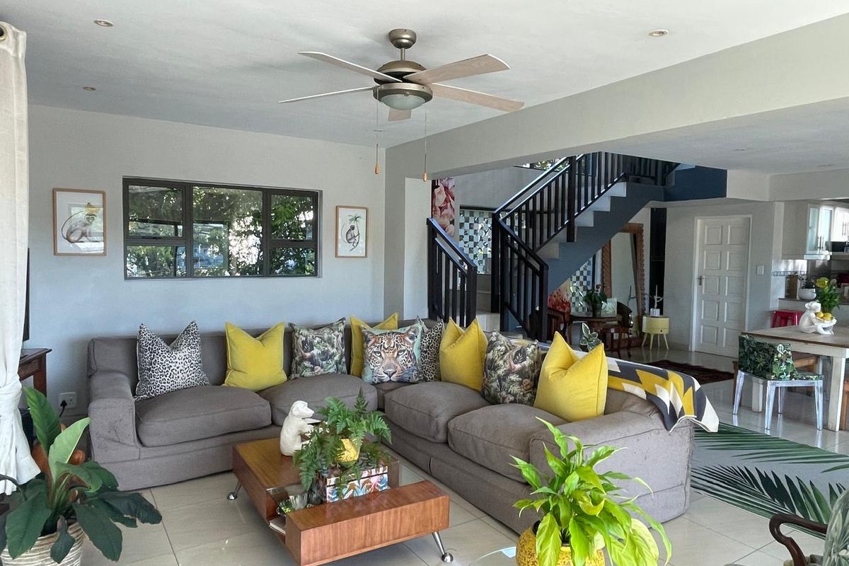 THE PERFECT COASTAL ESTATE LIVING. - Photo 5