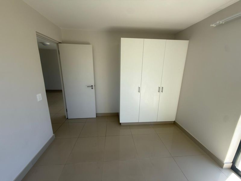 1 bedroom modern apartment in umhlanga - Photo 8