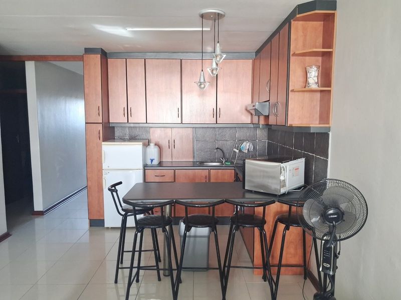 HUMEWOOD 2 BED 1 BATH FURNISHED APARTMENT WITH PARKING FOR RENT - Photo 2