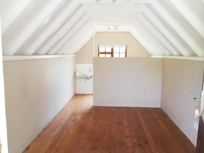 WALMER STUDIO / BACHELOR APARTMENT FOR RENT - Photo 2