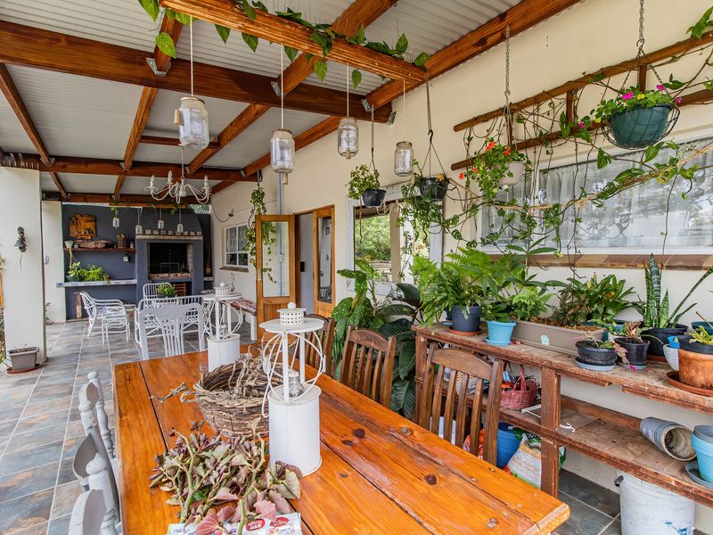 Charming Tranquil Freestanding Home with Airbnb Potential in Porterville - Photo 7