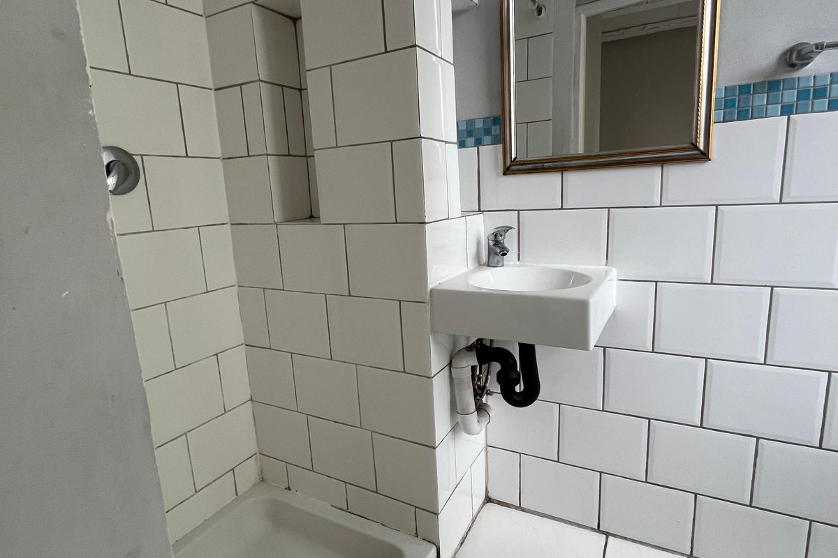 Bachelor Unit – Investment Opportunity - Photo 4