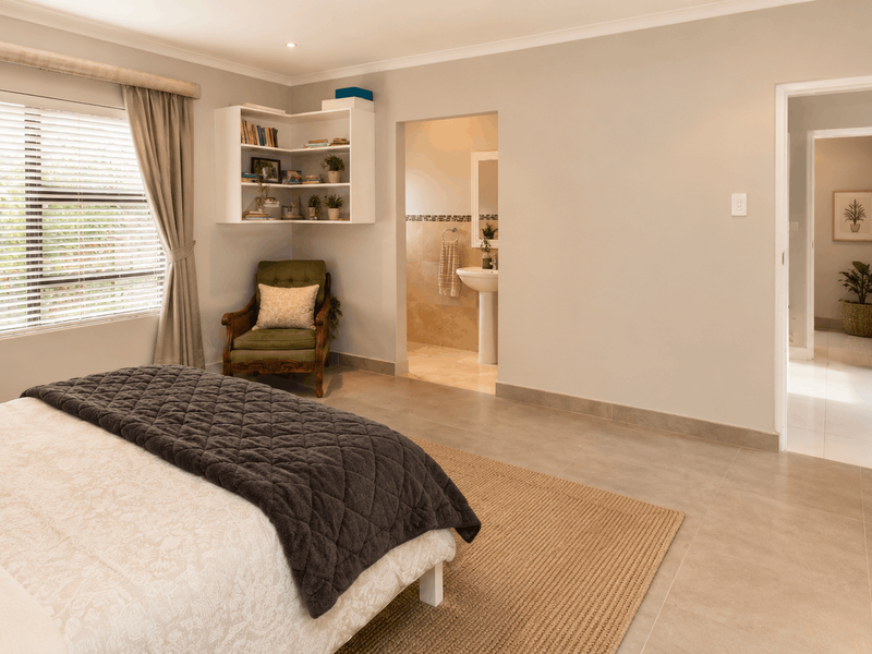 4 Bedroom House For Sale in Flamingo Vlei - Photo 6