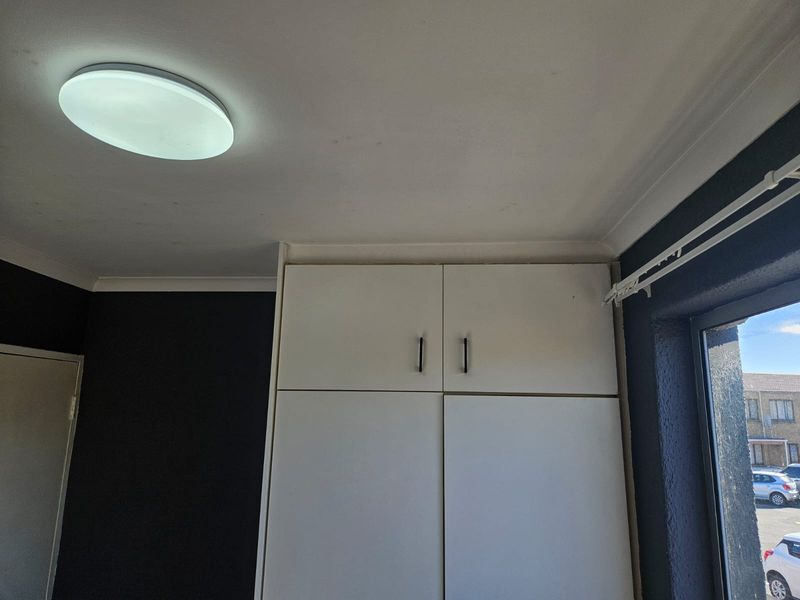 Spacious 2bedroom apartment to rent in Cormahof Brackenfell - Photo 10