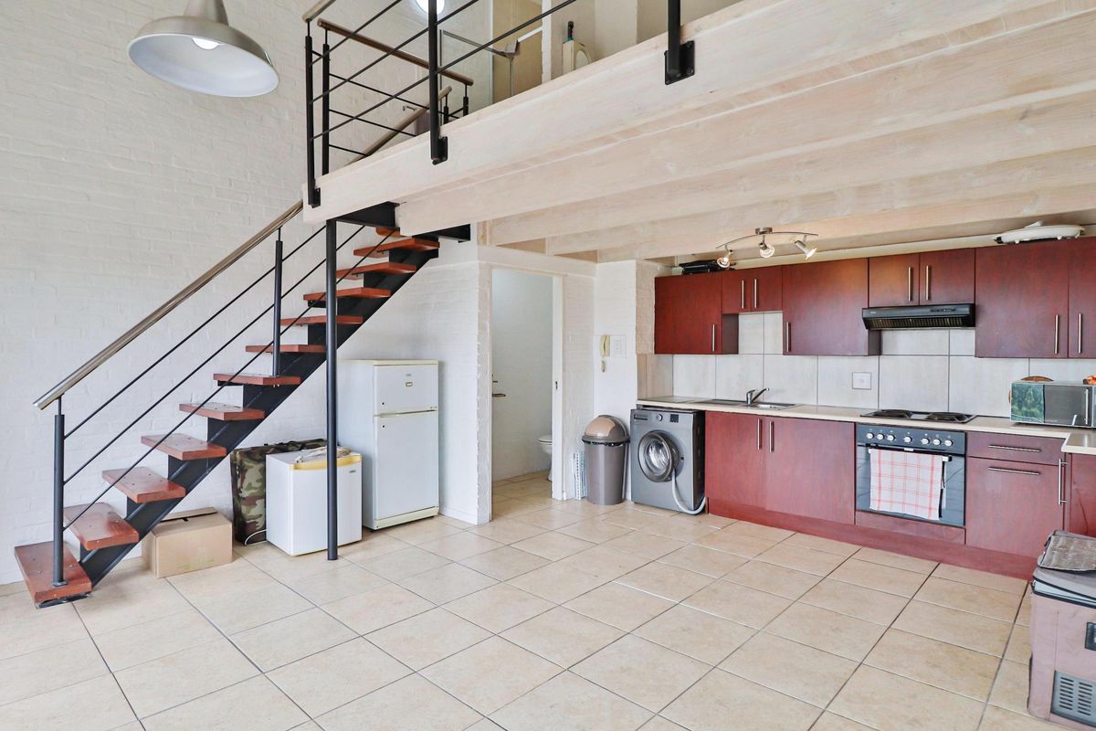 COTSWOLD LOFT APARTMENT FOR RENT - Photo 3
