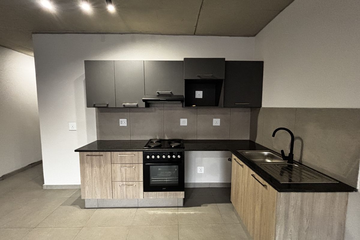 Brand new 95 sqm ENSUITE 1 bed - Photo 4