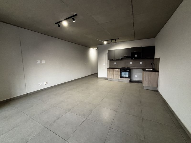 Brand new 95 sqm ENSUITE 1 bed - Photo 1
