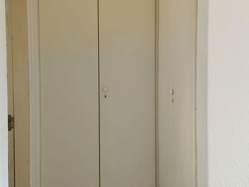 NORTHGATE -Studio apartment avail Immed or  1 July - R5000 - Photo 5