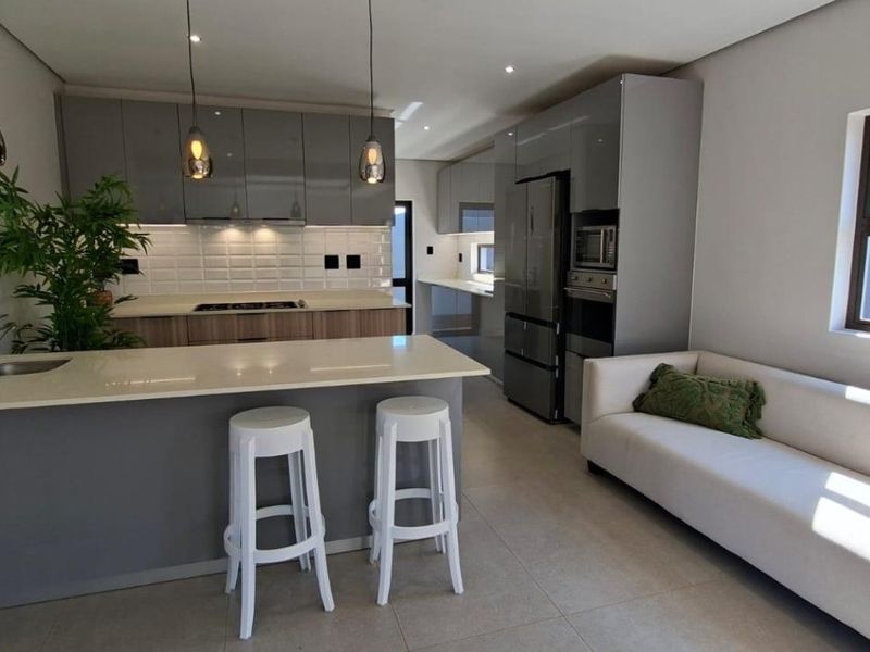 MOVE IN READY HOME LOCATED IN THE ONE OF THE PRESTIGIOUS ESTATES IN IZINGA - Photo 6