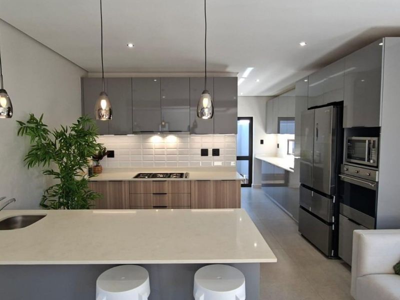MOVE IN READY HOME LOCATED IN THE ONE OF THE PRESTIGIOUS ESTATES IN IZINGA - Photo 5