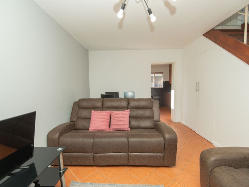 2 BED 1 BATH DUPLEX FOR SALE - Photo 6