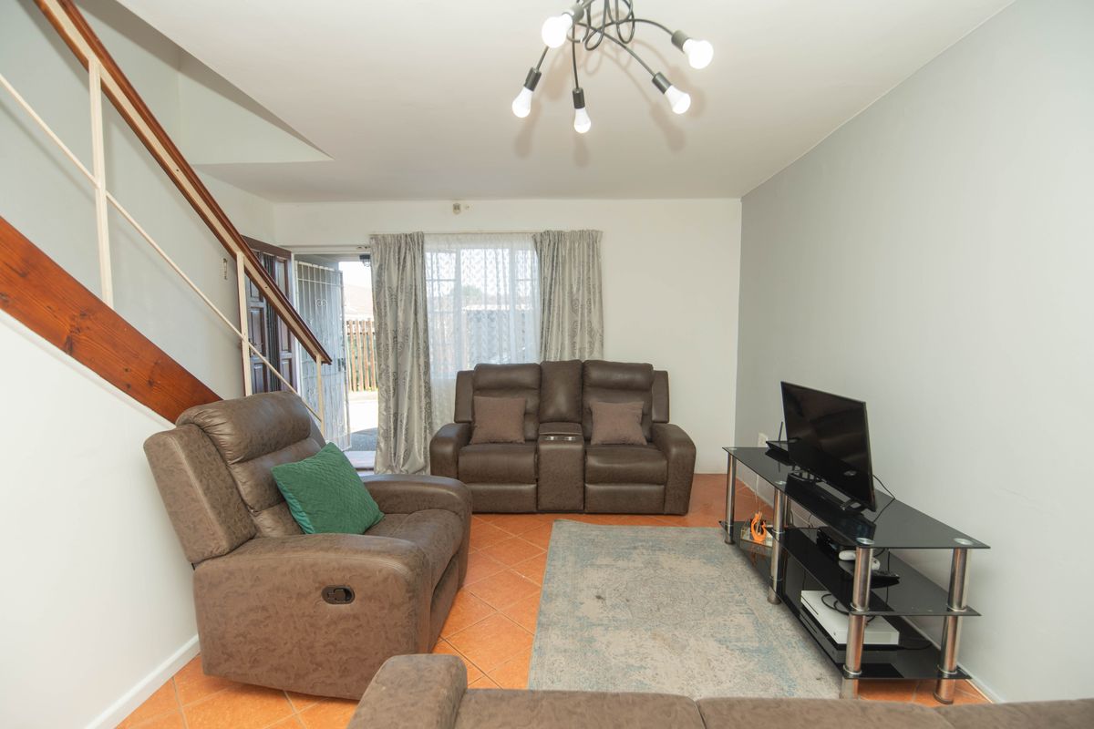 2 BED 1 BATH DUPLEX FOR SALE - Photo 3