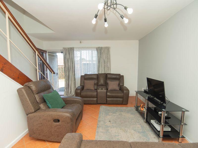 2 BED 1 BATH DUPLEX FOR SALE - Photo 3