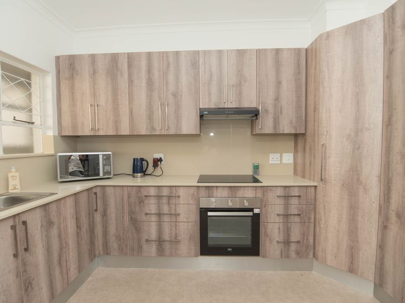 HUMEWOOD 2 BED 1 BATHROOM APARTMENT FOR SALE - Photo 9