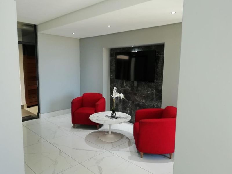 2 Bedroom Apartment for Sale in Umhlanga Ridge - Photo 3
