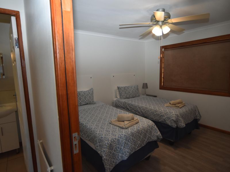 3 Bedroom Cottage to Let on The Plaston Road - Photo 5