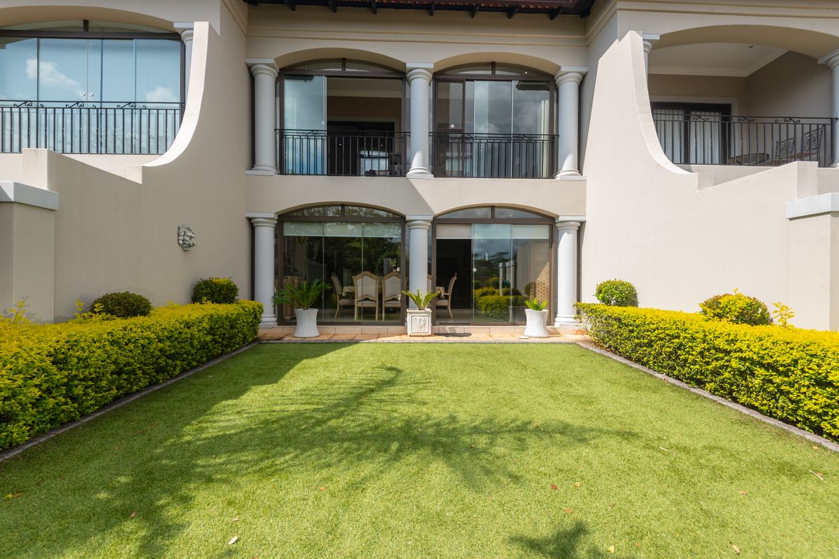 HOUSE FOR SALE IN TEHE PRESTIGIOUS GOLF ESTATE, UMHLALI COUNTRY CLUB - Photo 4