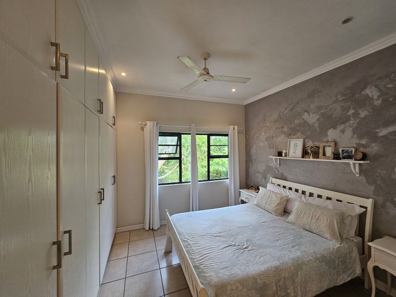 SERIOUS SELLER-Multi level modern home for sale - Photo 10