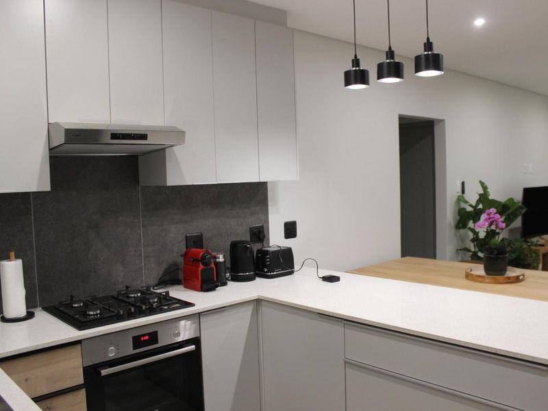 2 Bedroom Town to Rent in George Central - Photo 3