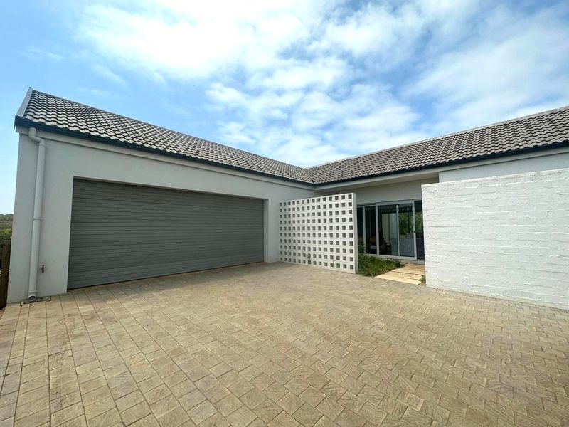 LIVE, RELAX AND THRIVE IN LALELA - Photo 1