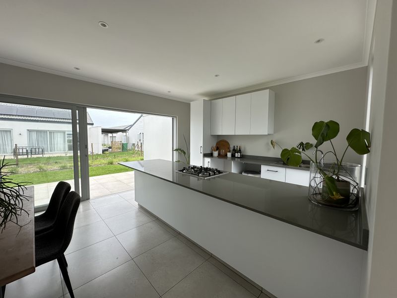AFFORDABLE ESTATE LIVING - Photo 10