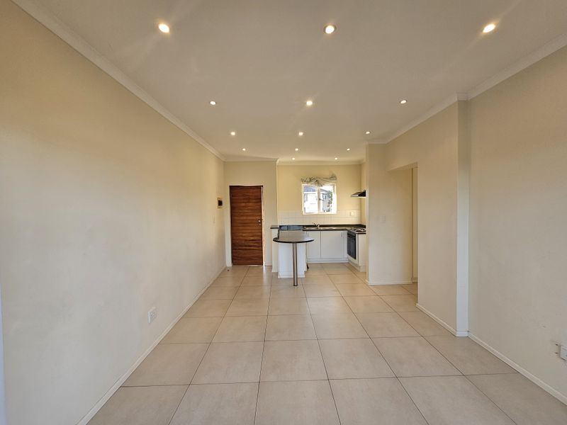 DUAL MANDATE-APARTMENT IN SHEFFIELD MANOR ESTATE - Photo 6