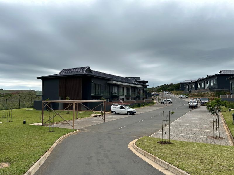 MODERN STUDIO APARTMENT IN OCEANS CLUB | ZIMBALI LAKES ESTATE - Photo 1