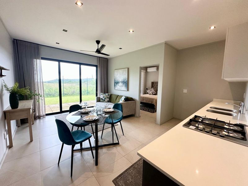 NO TRANSFER DUTY – OCEAN CLUB | ZIMBALI LAKES ESTATE - Photo 3
