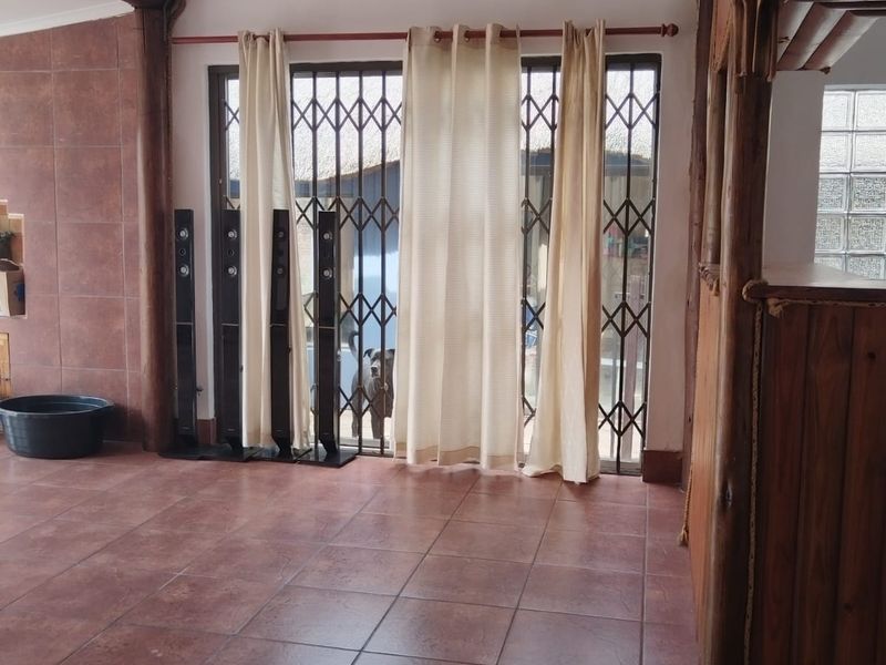 4 Bedroom house to let - Photo 5