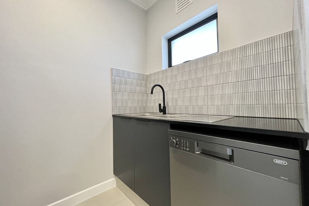 Modern Coastal Living in the Heart of Ballito – Brand New & Move-In Ready! - Photo 4