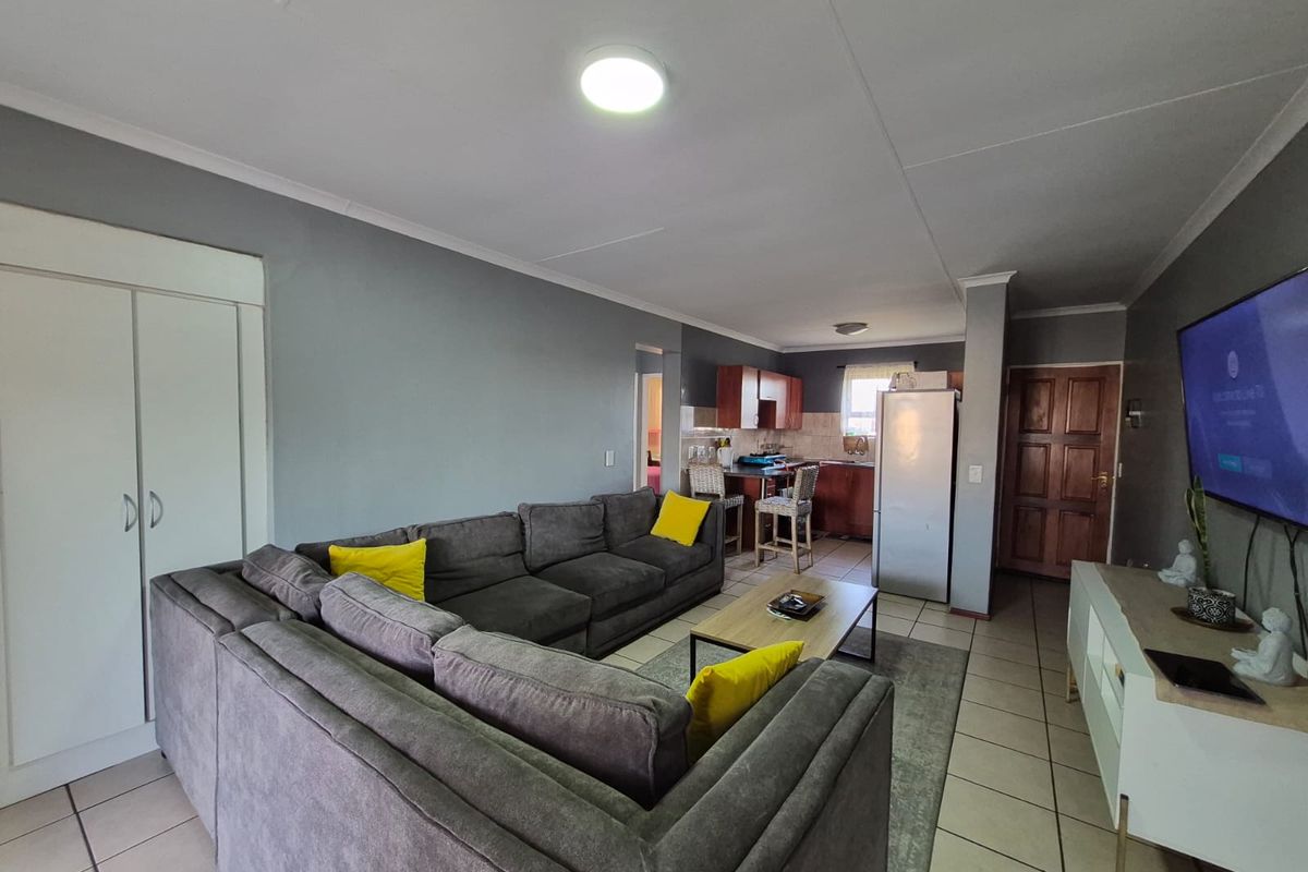 Stunning 3 bedroom for sale - Photo 5