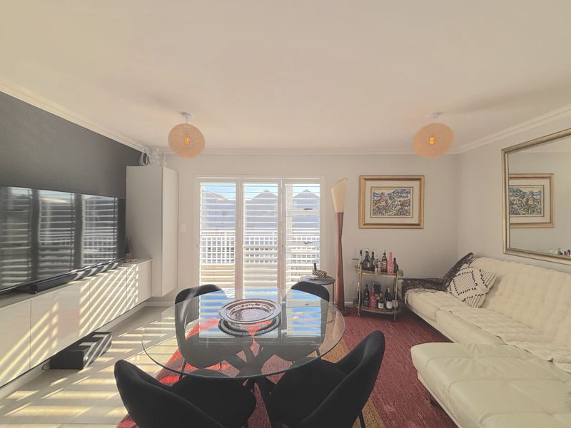 Modern 2 bedroom corner apartment in sought-after Saint Squar - Photo 3