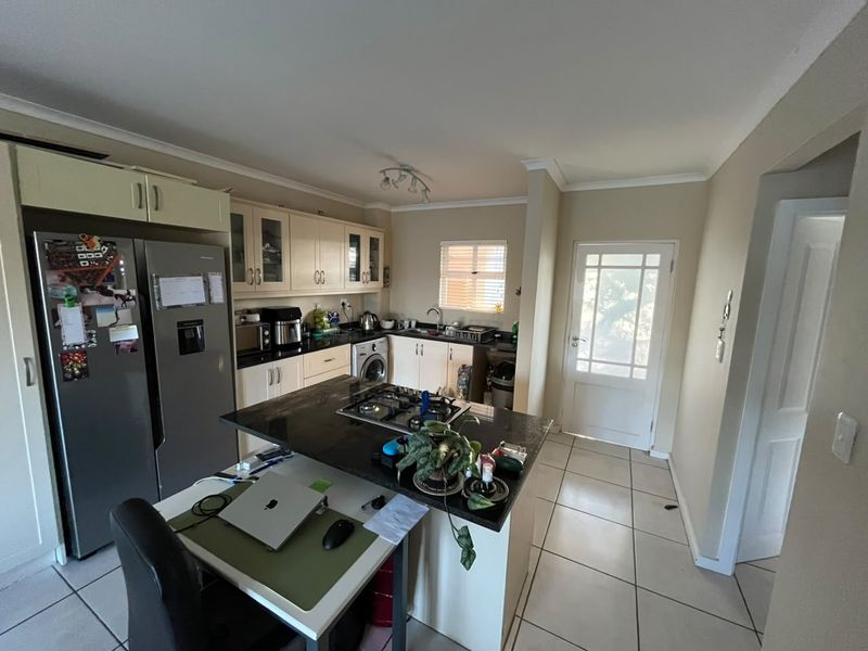 THE PERFECT COASTAL ESTATE LIVING. - Photo 5