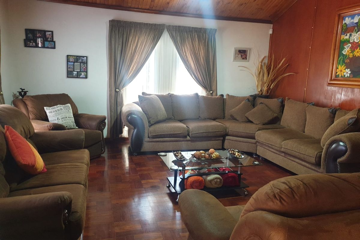 4 Bedroom house for sale in Dalview - Photo 3