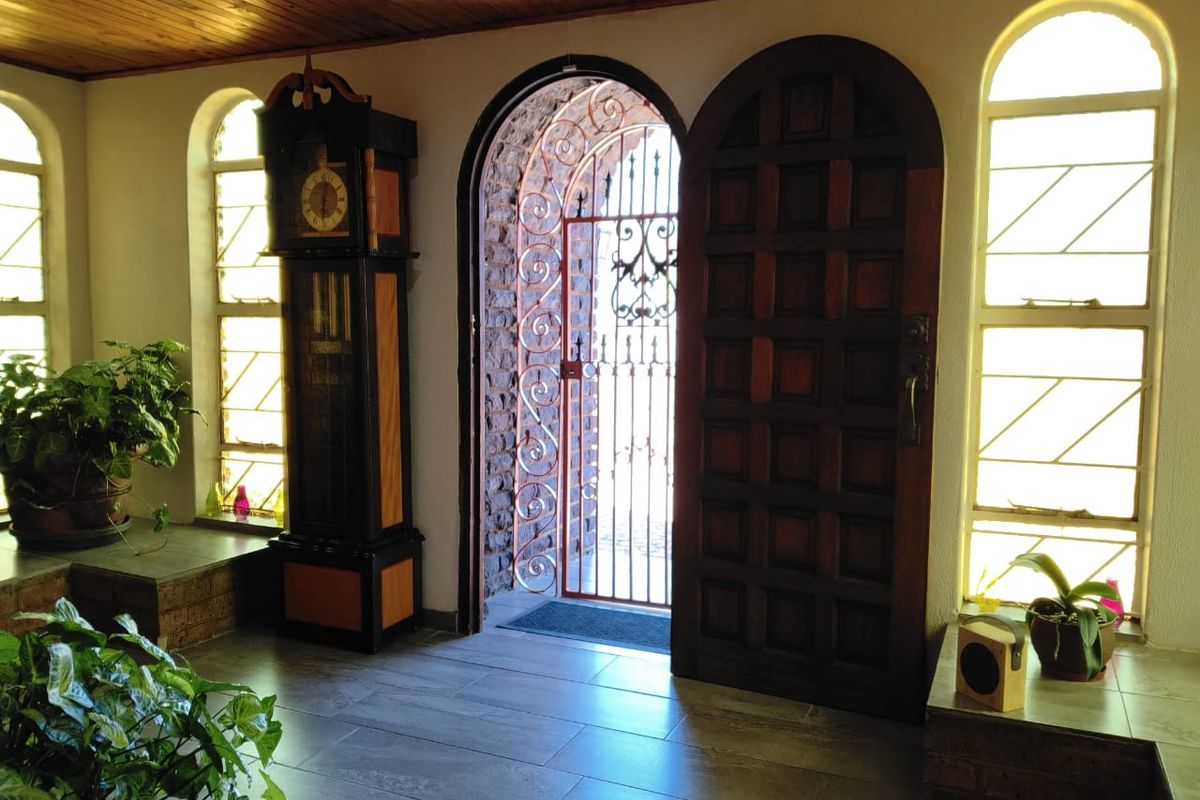 4 Bedroom house for sale in Dalview - Photo 2