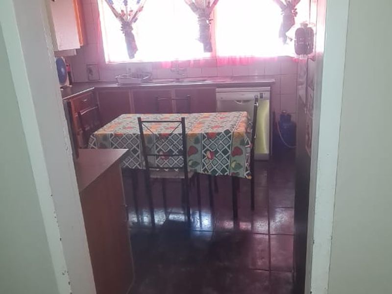 Spacious Family Home for Rent – Protea Park - Photo 9