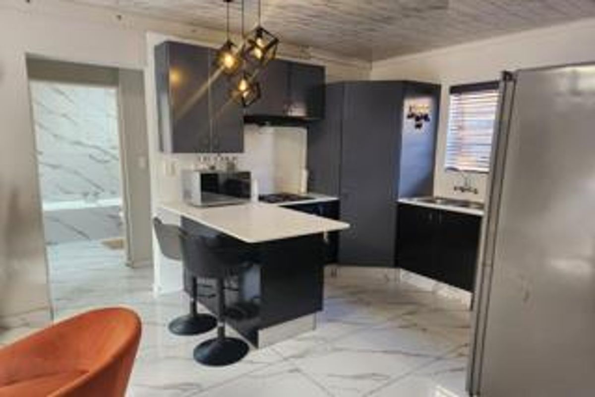 Luxury Cluster, Move In Ready! - Photo 4