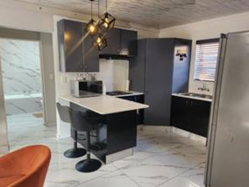 Luxury Cluster, Move In Ready! - Photo 4