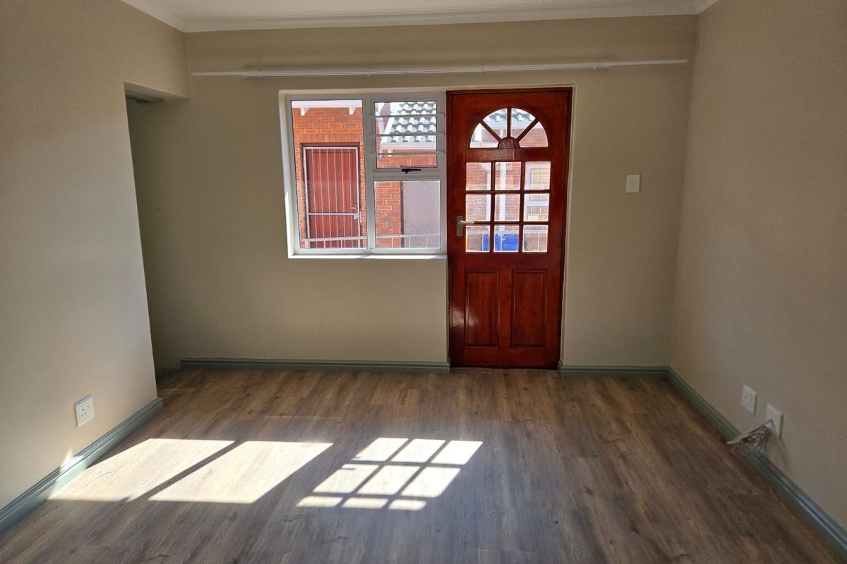 STRESS-FREE AND RELAXED LIFESTYLE IN THIS MODERN RETIREMENT VILLAGE - Photo 2