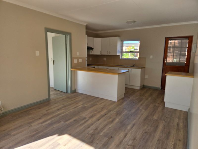 STRESS-FREE AND RELAXED LIFESTYLE IN THIS MODERN RETIREMENT VILLAGE - Photo 3