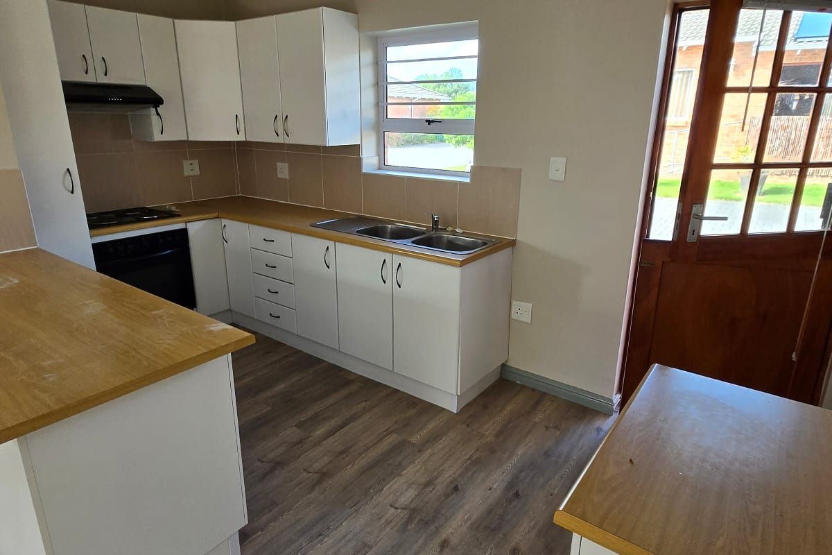STRESS-FREE AND RELAXED LIFESTYLE IN THIS MODERN RETIREMENT VILLAGE - Photo 5