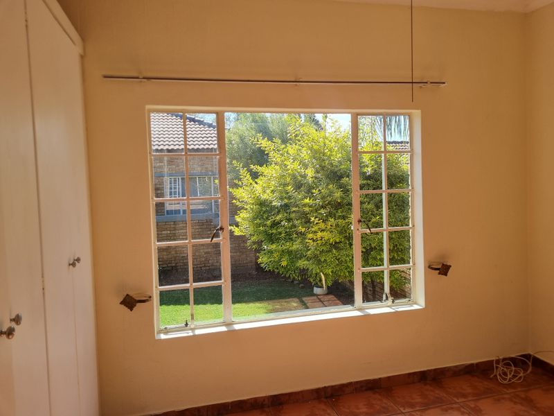 3 Bedroom Home in Sought-After Northgate - Photo 7