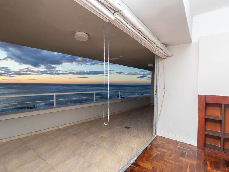 2 Bedroom Ocean View Apartment to rent in Sea Point - Photo 6