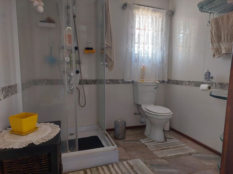 Investment 3 Bedroom Wooden Home - Photo 10